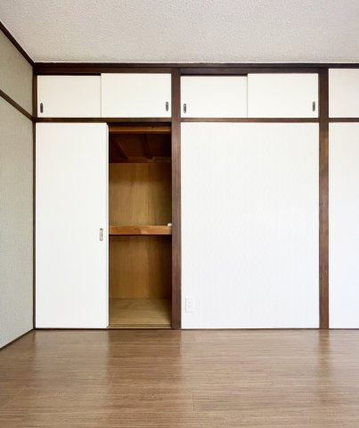 パルティーレ八万町の収納