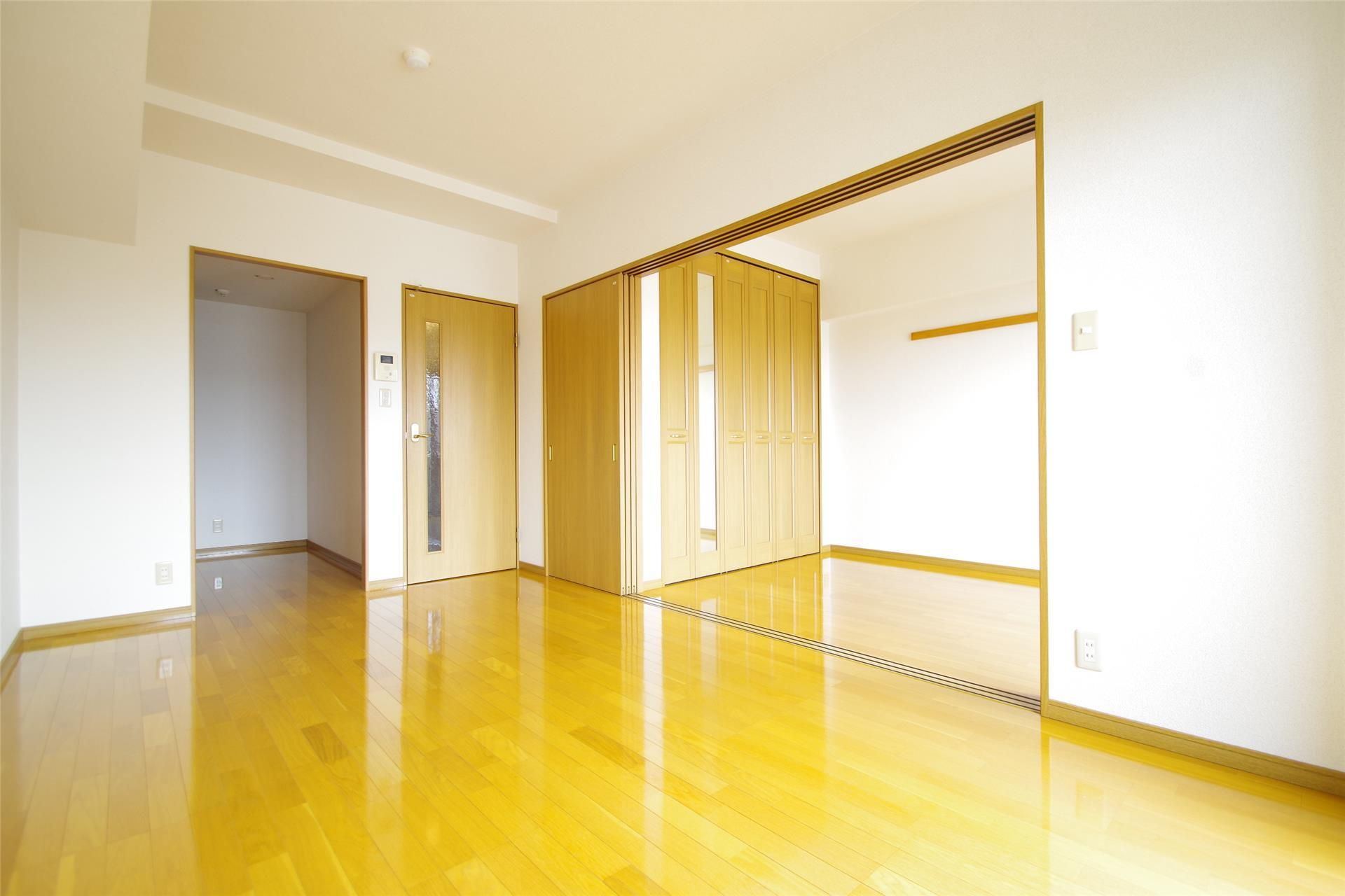 熊本市中央区大江６丁目の賃貸マンションの居間・リビング