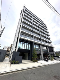 【外観】 | 小田急線・JR南武線「登戸」駅まで徒歩3分！駅近の10階建て築浅マンションです♪2沿線利用可能で通勤通学・お買物にも便利な立地です☆