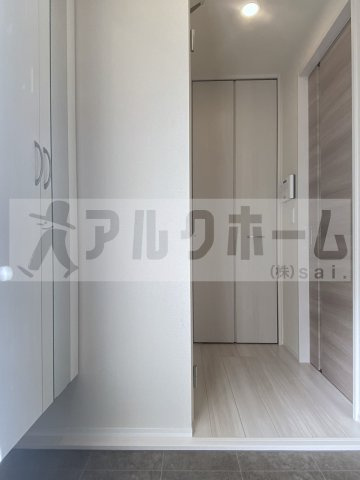 ラフィーネ八尾東の玄関