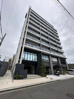 【外観】 | 小田急線・JR南武線「登戸」駅まで徒歩3分！駅近の10階建て築浅マンションです♪2沿線利用可能で通勤通学・お買物にも便利な立地です☆