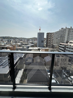 【展望】 | バルコニーからの眺望です♪7階にあるので人目が気にならないのが嬉しいですよね☆