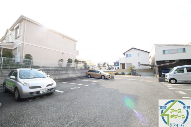 ラフィネiの駐車場|駐車場完備です