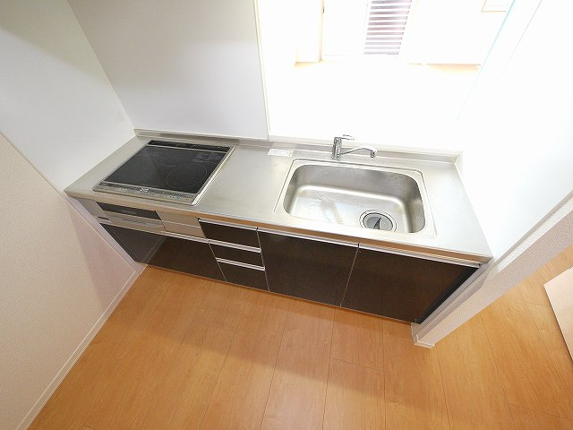 ルミナスＡ・Ｂ（櫟本町）のキッチン|キッチンでお料理をお楽しみください