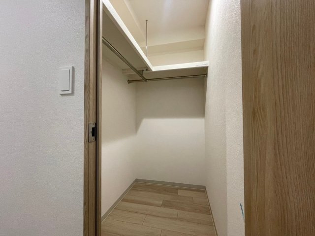 プレサンス堺筋本町エグゼブランの収納