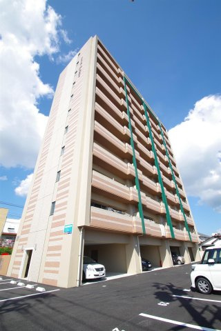 熊本市南区田井島２丁目の賃貸マンションの外観