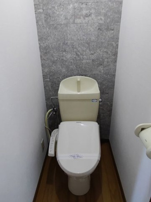 【トイレ】 | レトワール | 温水暖房便座を採用しています！