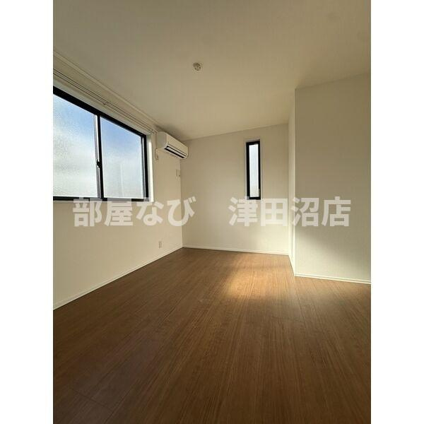 船橋市前原西３丁目の一戸建ての設備|使いやすい居間です