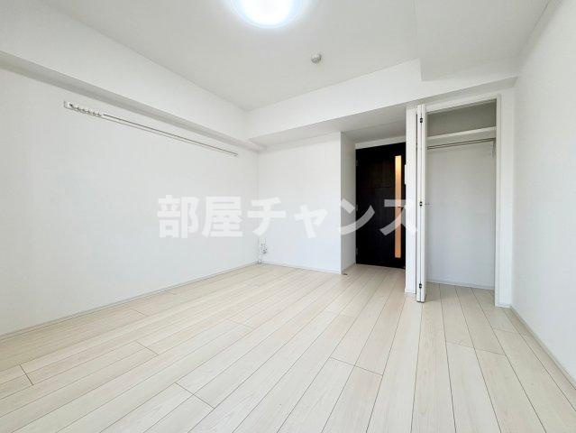 ディアレイシャス大須赤門通本町の寝室