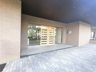 【エントランス】 | フォレストヒルズ港南台 | エントランス部分です。