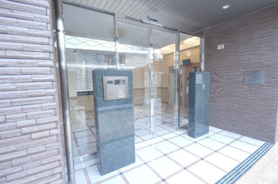 【エントランス】 | エステート・モア・天神