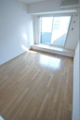 【洋室】 | エステート・モア・舞鶴 | 別号室の写真になります。現況優先。