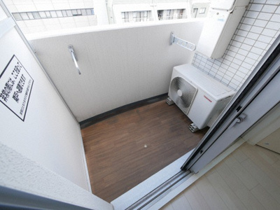 【バルコニー】 | セレニテ梅田EST