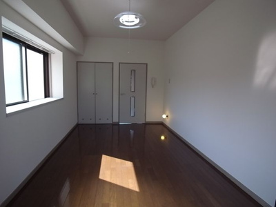 【洋室】 | フリースペース57 | 別号室の写真になります。現況優先。