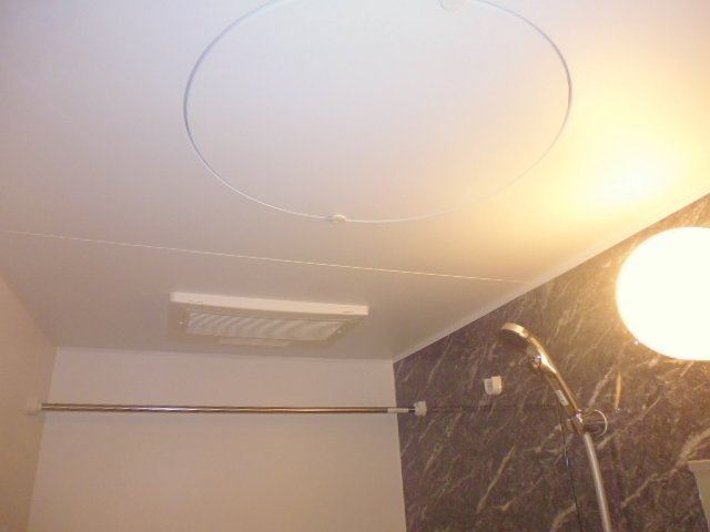 グランド・ルミエール北畝Ⅰの浴室