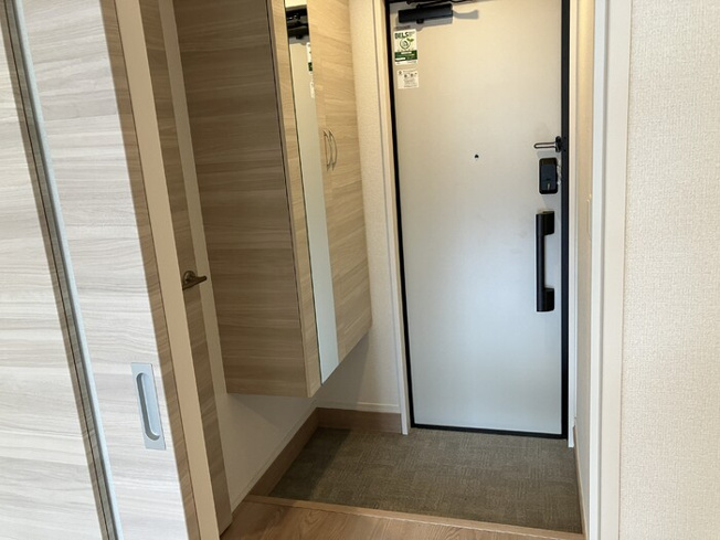 【玄関】Ｄ－ＲＯＯＭ小田原５丁目