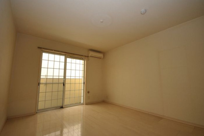 【居間・リビング】 | リブレア博多駅 A | 別号室の写真になります。現況優先。