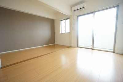 【内装】 | プリュネル荒江 | 別号室の写真になります。現況優先。