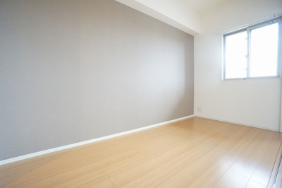 【洋室】 | プリュネル荒江 | 別号室の写真になります。現況優先。