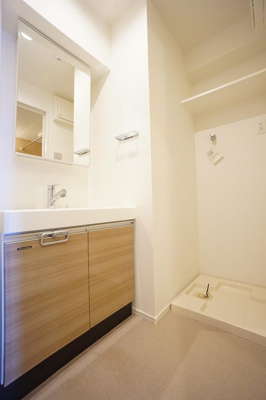 【洗面所】 | プリュネル荒江 | 別号室の写真になります。現況優先。