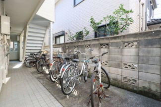 【駐車場】 | 敷地内に自転車置き場があります(^^)/