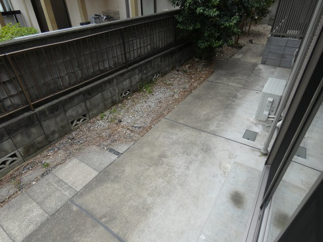 【庭】 | メゾン優
