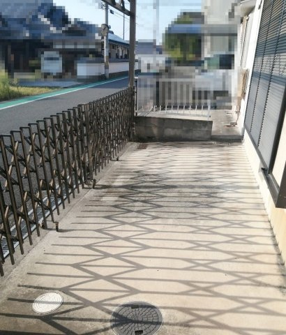 岸和田市上松町　中古戸建の駐車場