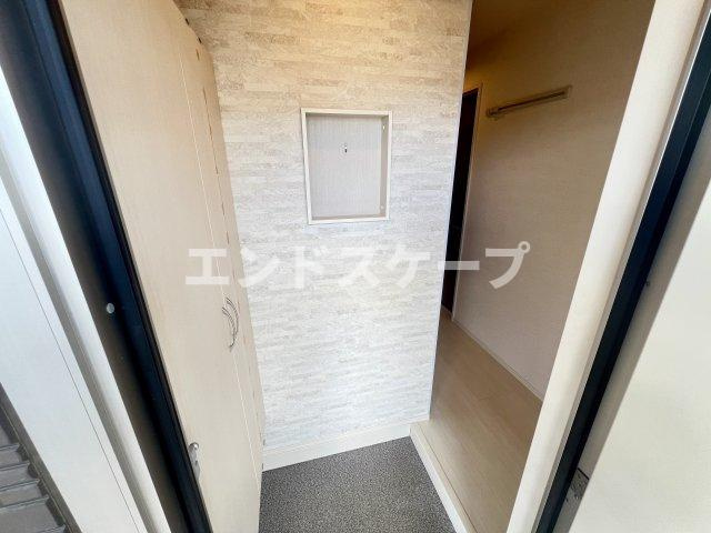 プレシャス藤岡　Ｂの玄関|高崎、前橋、伊勢崎エリアのお部屋探しはエンドスケープまで！お客様の理想お聞かせ下さい♪