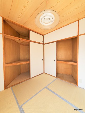 Kハイツ　仲介手数料無料の収納