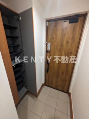 【玄関】 | Ｋｏｌｅｔ新蒲田＃０２ | 明るい玄関です