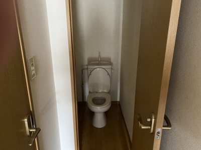 【トイレ】 | ドリームハイツ | シンプルで使いやすいトイレです