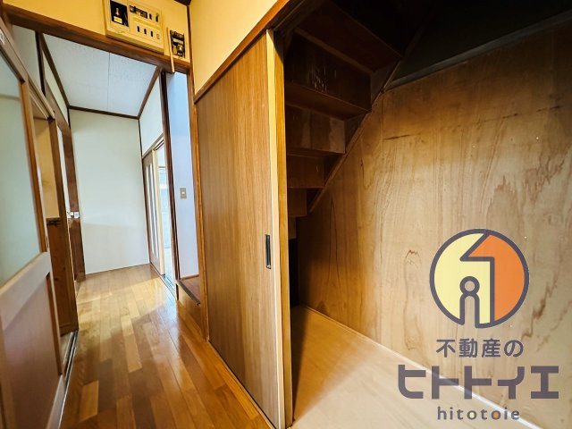 水田貸家の内装