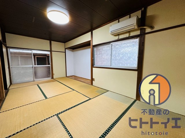 水田貸家の和室