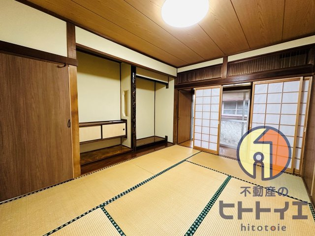 水田貸家の和室