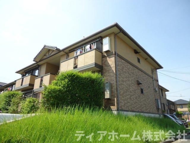 香芝市真美ヶ丘１丁目のハイツの外観