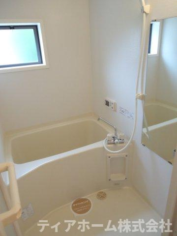 香芝市真美ヶ丘１丁目のハイツの浴室|お風呂です