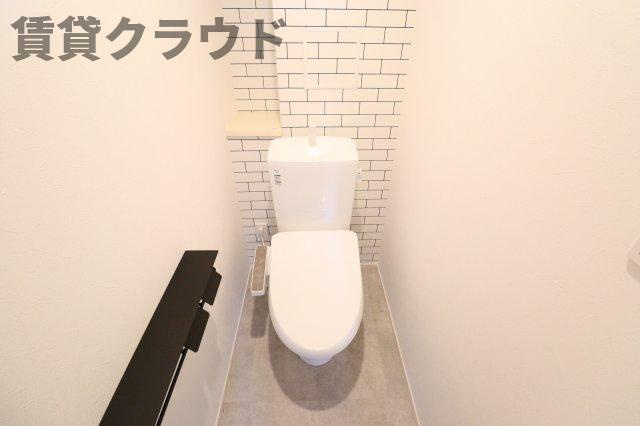 モンテ・ソラーレのトイレ|落ち着いた色調のトイレです