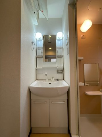 La　Douceur伏見　名古屋市賃貸　仲介手数料無料の洗面所