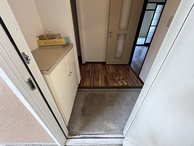 サニーパークFの玄関