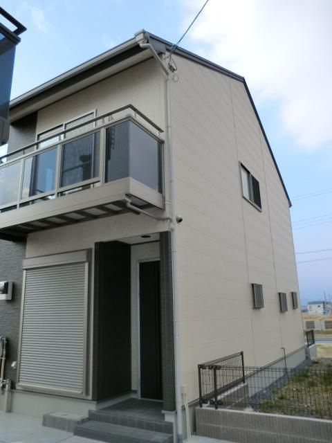 久我西出町貸家25号地の外観