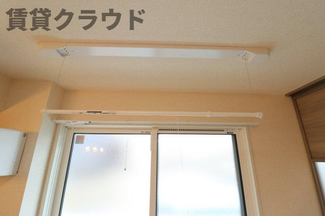 アメニティ本千葉の内装|室内物干機