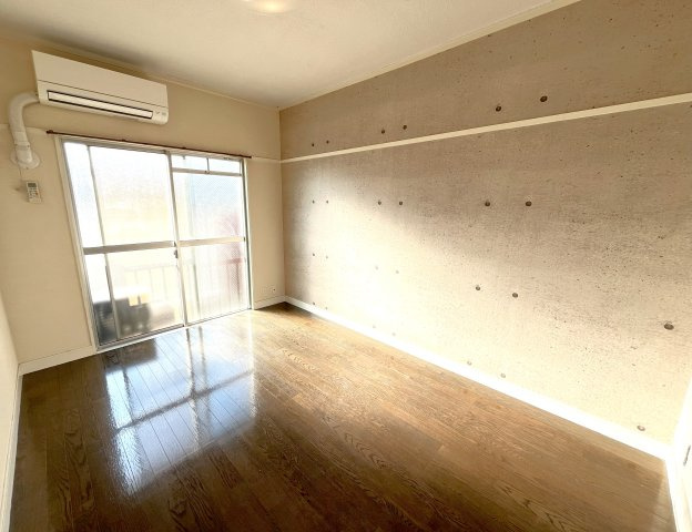 D LIGHT BLDの居間・リビング
