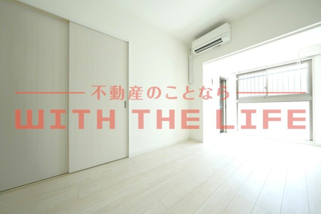 エクストラパレス【10,000円キャッシュバック対象物件】の居間・リビング|リビングです