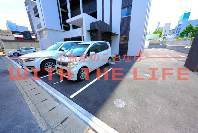 エクストラパレス【10,000円キャッシュバック対象物件】の駐車場|駐車場があります