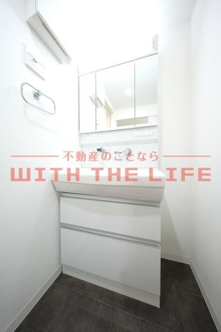 エクストラパレス【10,000円キャッシュバック対象物件】の独立洗面台|独立洗面台で身支度をすべて済ませてしまいましょう