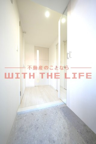 エクストラパレス【10,000円キャッシュバック対象物件】の玄関|ゆったりとした玄関です