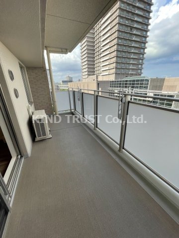 ザ・パークハビオ天満橋のバルコニー|バルコニー付きです