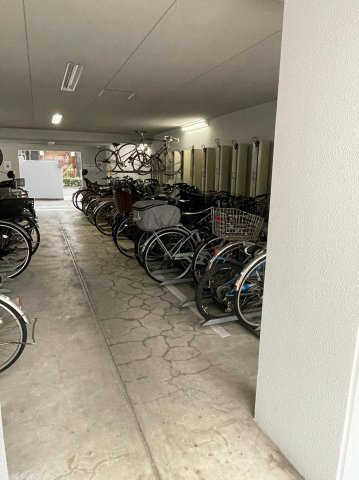 レジオン大阪城公園の駐車場