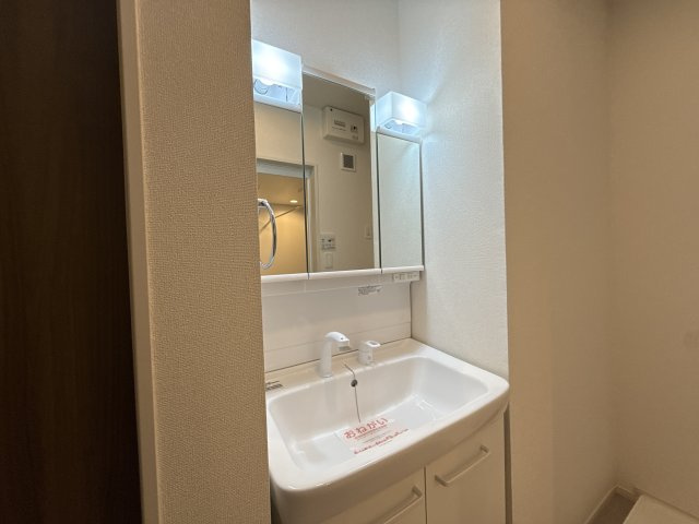 アンベリールＢの洗面所
