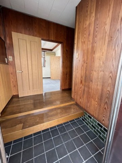 【玄関】 | 東川島町中古戸建て